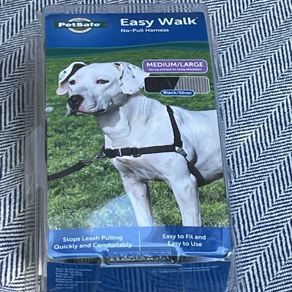 Easy Walk dog harness Size M/L NWT